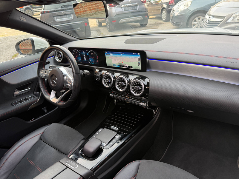 Mercedes-Benz CLA 180 PACK AMG-NAVI-CAMERA-TOIT OUVR-SIEGES CHAUF — photo 8