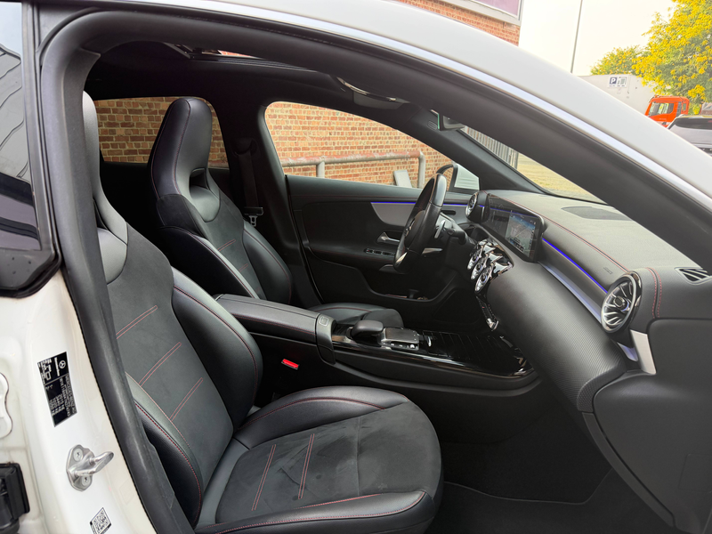 Mercedes-Benz CLA 180 PACK AMG-NAVI-CAMERA-TOIT OUVR-SIEGES CHAUF — photo 7