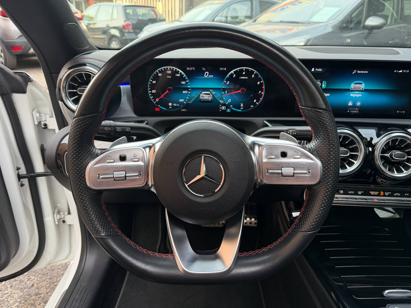 Mercedes-Benz CLA 180 PACK AMG-NAVI-CAMERA-TOIT OUVR-SIEGES CHAUF — photo 13