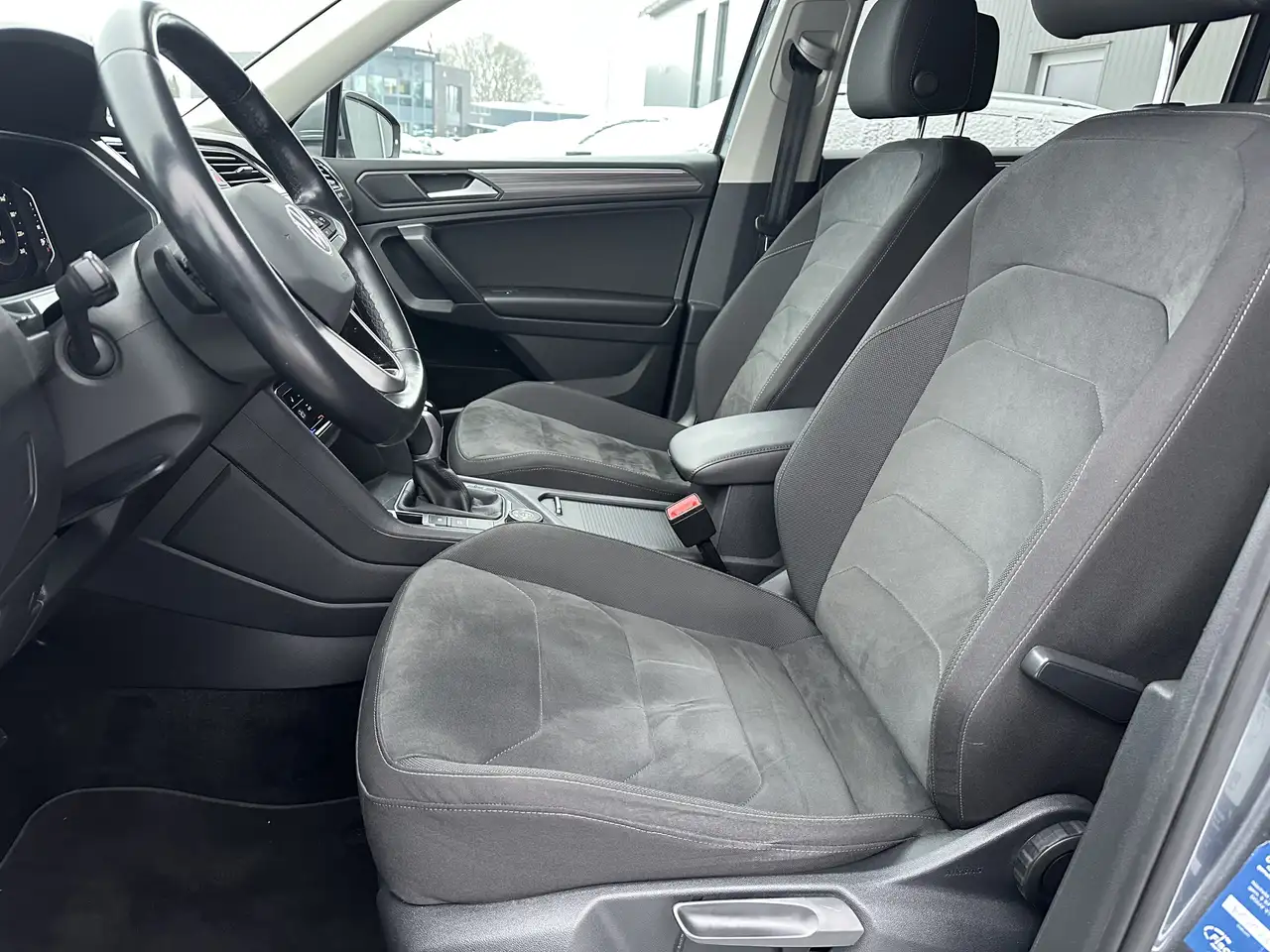 Volkswagen Tiguan Allspace 4M DSG Elegance NAV+LED+AHK+VCOCK 10