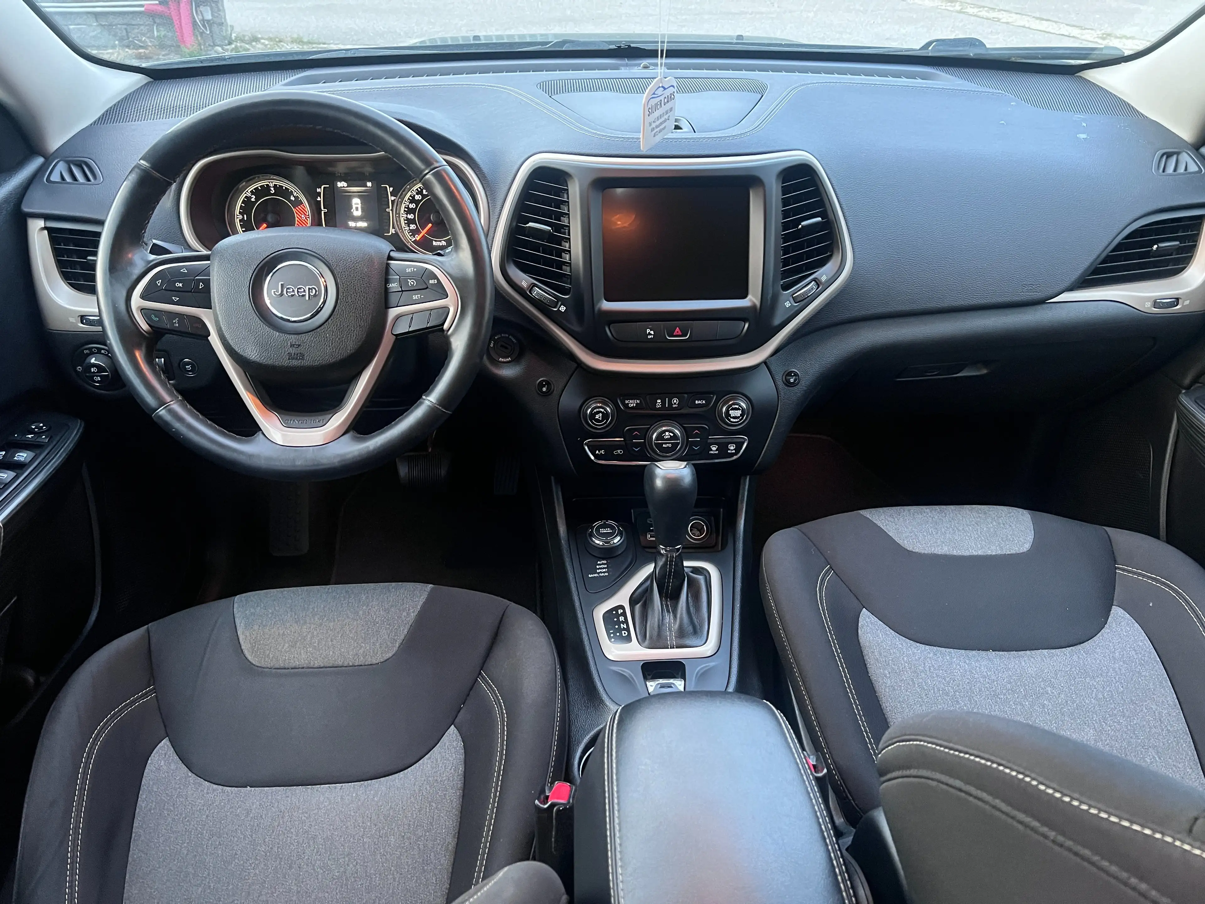 Jeep Cherokee Cherokee 2,0 MultiJet II AWD Limited Aut. Limited — photo 15