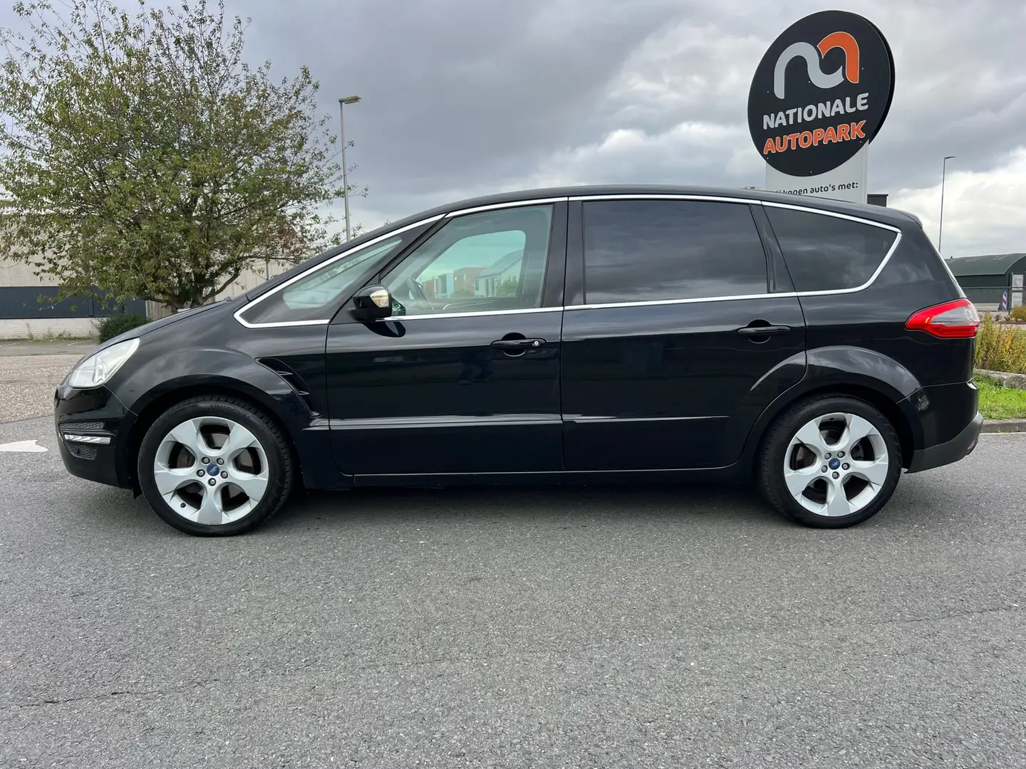 Ford S-Max 2.0 EcoBoost Titanium 5p.* AUTOMAAT * EXPORT & HAN Noir - 2