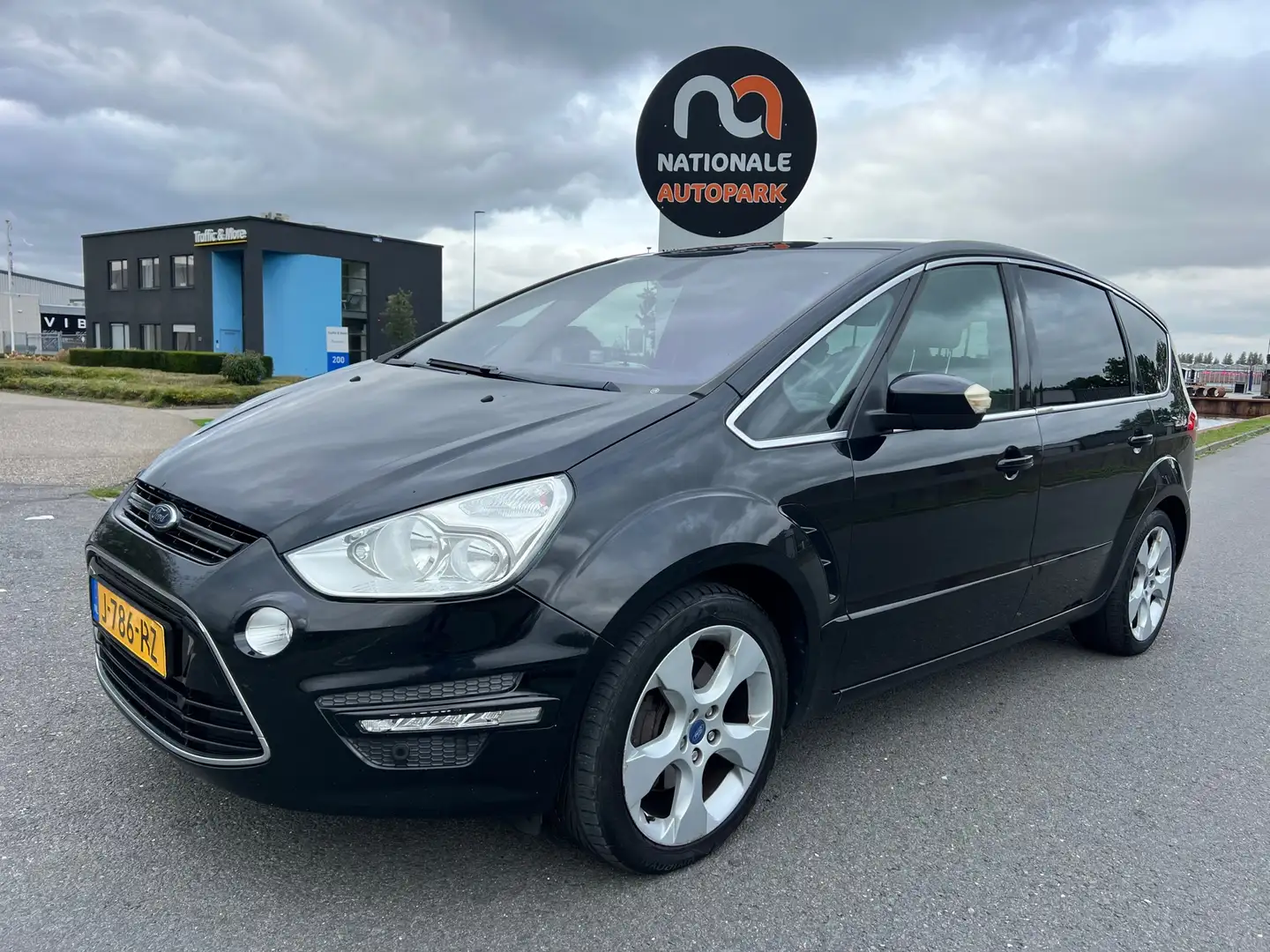 Ford S-Max 2.0 EcoBoost Titanium 5p.* AUTOMAAT * EXPORT & HAN Noir - 1