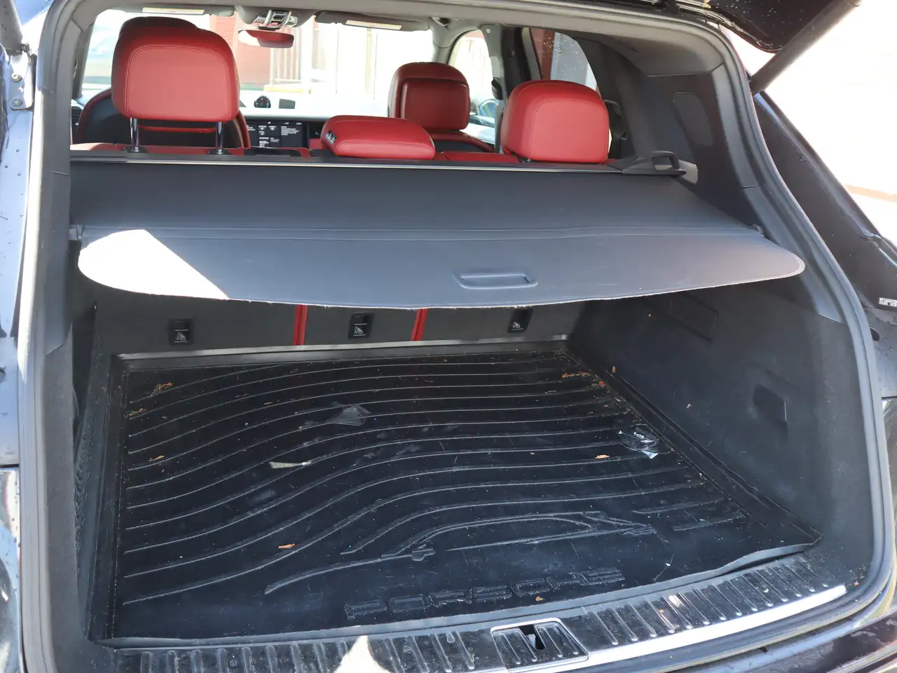 Porsche Cayenne снимка Porsche Cayenne