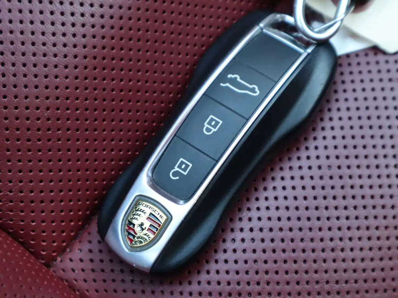 Porsche Cayenne снимка Porsche Cayenne