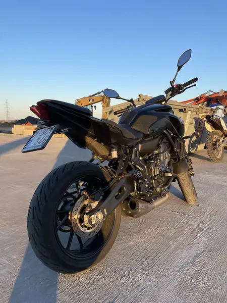 Yamaha MT-07 - foto 3