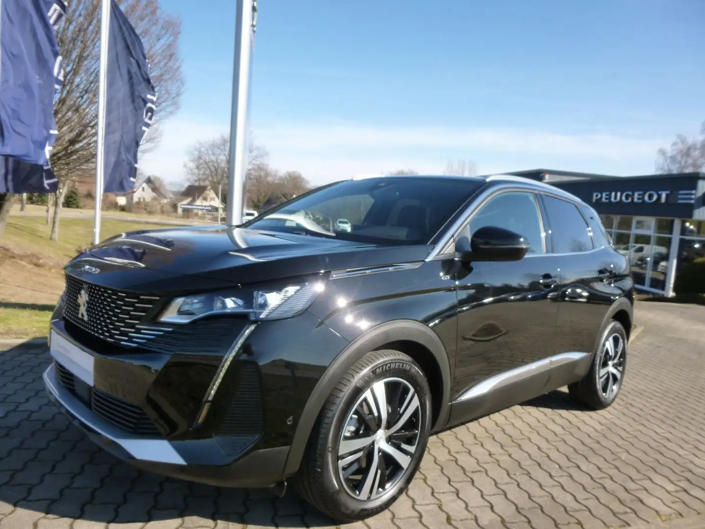 Peugeot 3008 GT *PT 130 EAT8*FOCAL*AGR-Sitze+Memory* Schwarz - 2