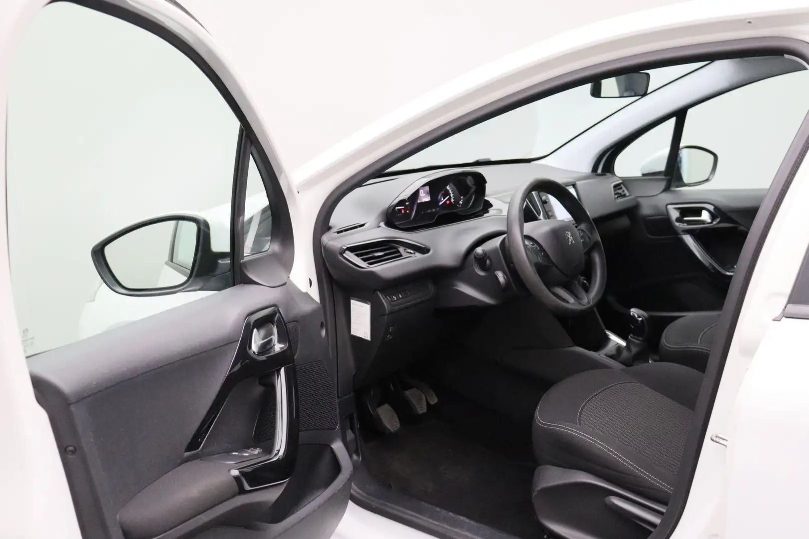Peugeot 208 1.2 PureTech Blue Lion 2017 NAP | Carplay | Naviga Wit - 2