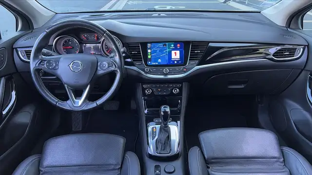 Opel Astra view 11