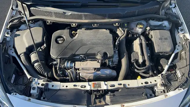 Opel Astra view 15