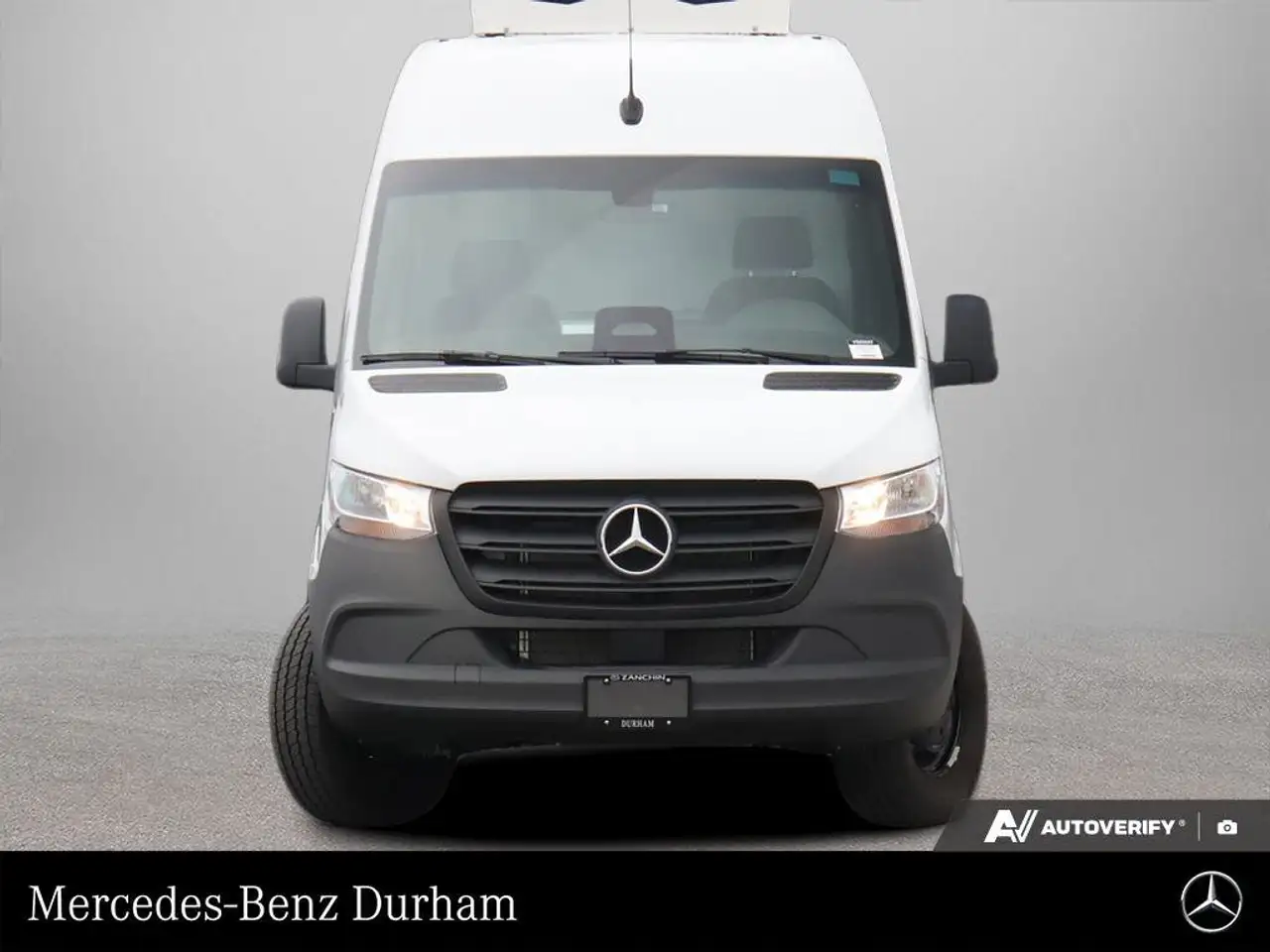 Mercedes-Benz Sprinter снимка Mercedes-Benz Sprinter