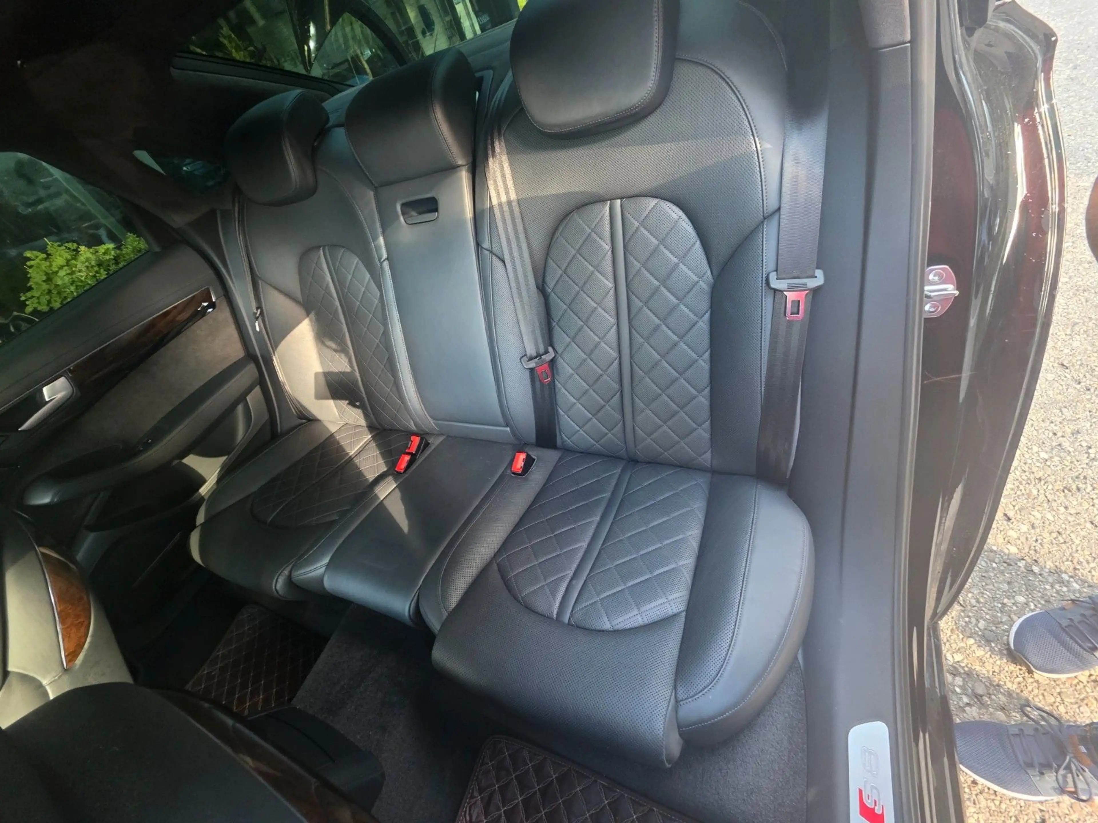 Audi S8 4.0 TFSI quattro plus — photo 7