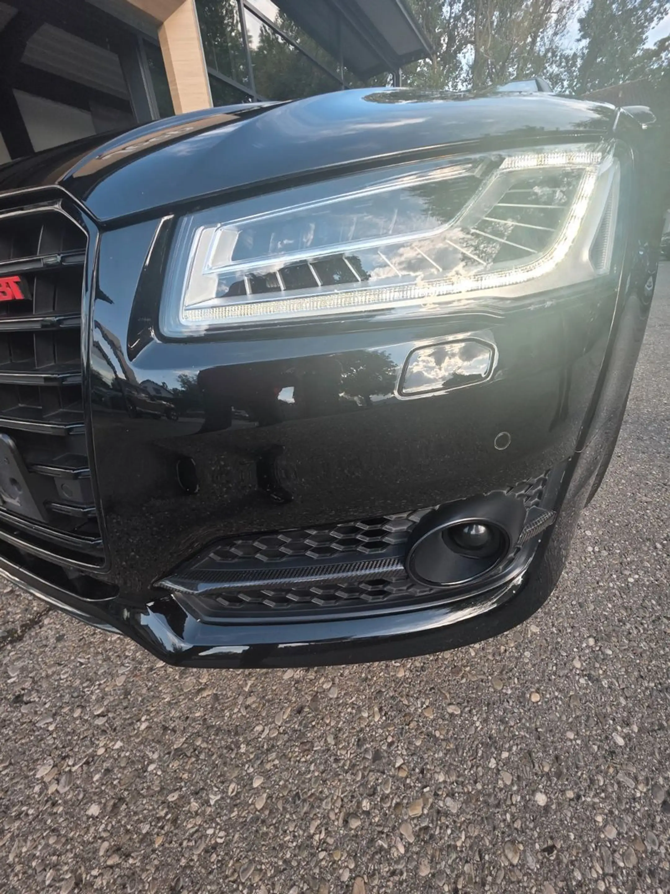 Audi S8 4.0 TFSI quattro plus — photo 9