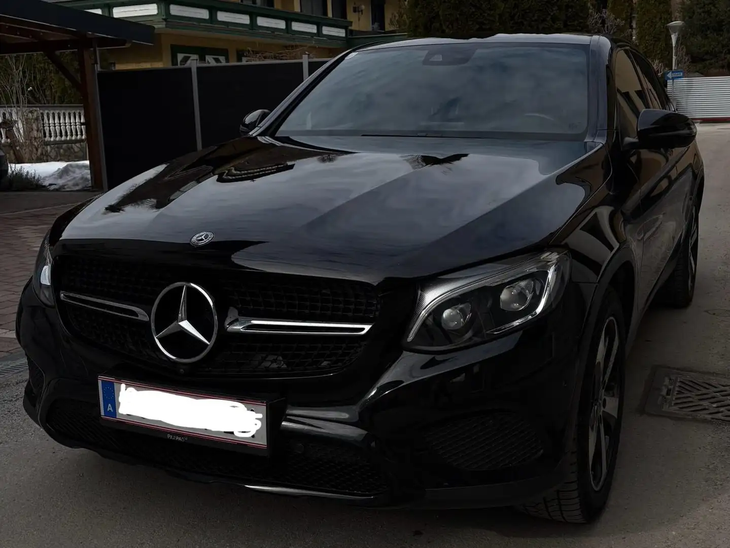 Mercedes-Benz GLC 220 GLC 220 d Coupé 4MATIC Aut. Schwarz - 1