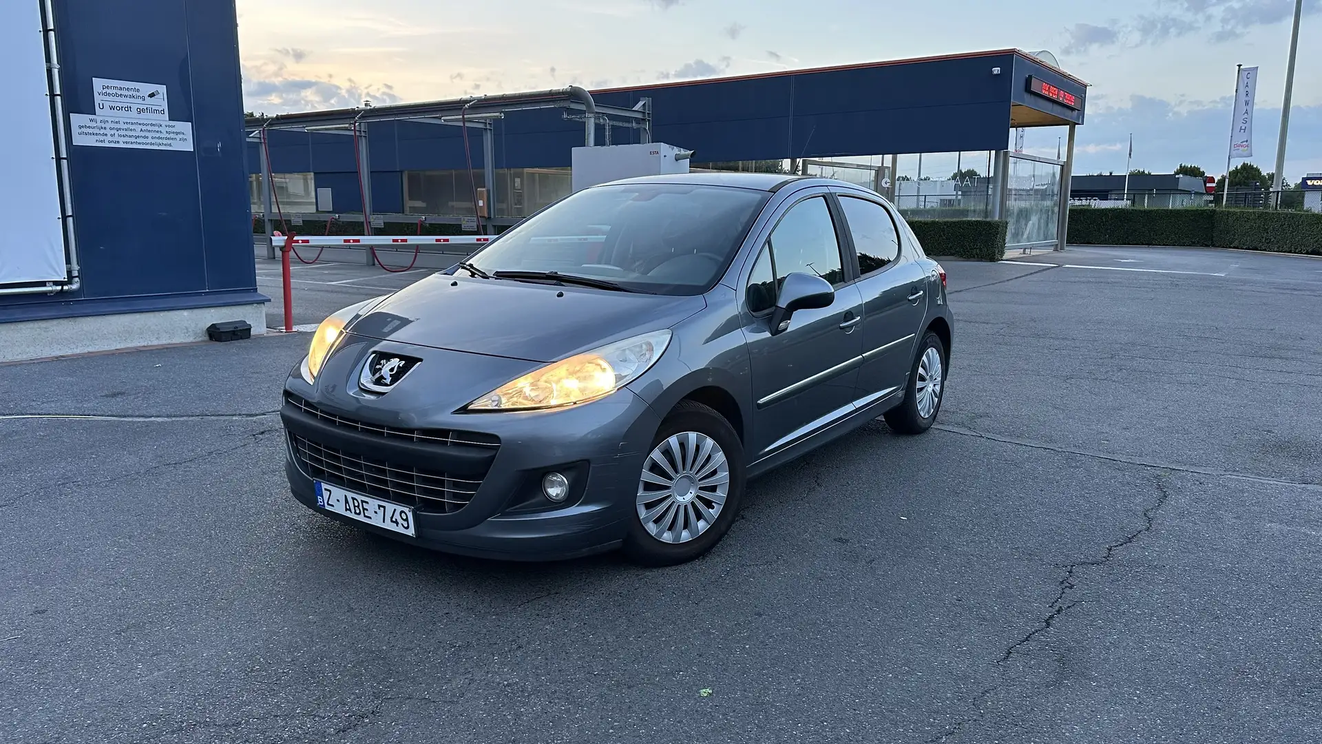 Peugeot 207 1.6i Allure full carnet d’entretien - 1