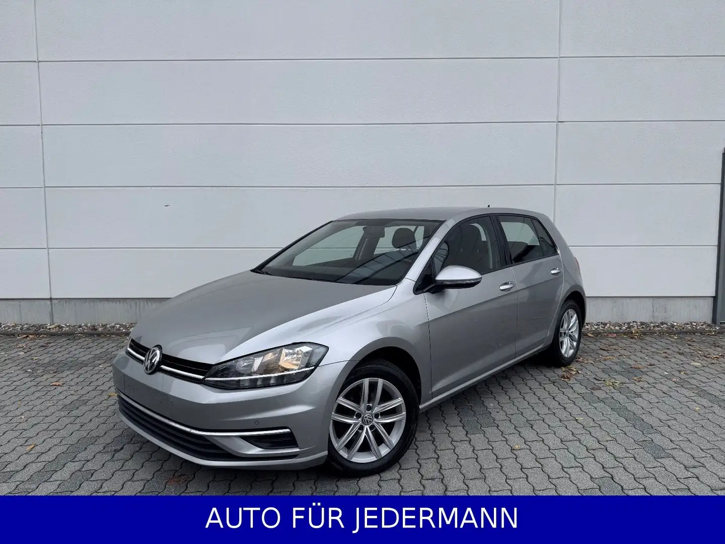 Volkswagen Golf VII Lim. Comfortline*Navi*PDC*1. Hand*MwSt. Argent - 1