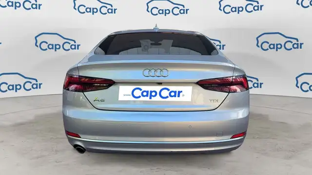 Audi A5 view 3