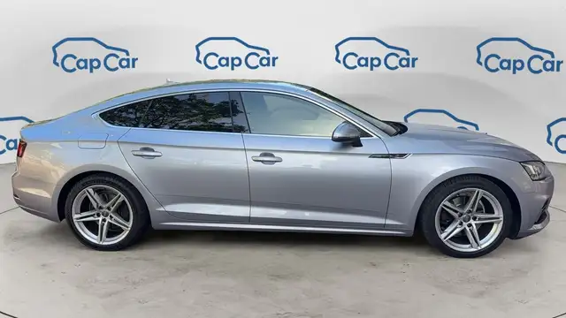 Audi A5 view 4