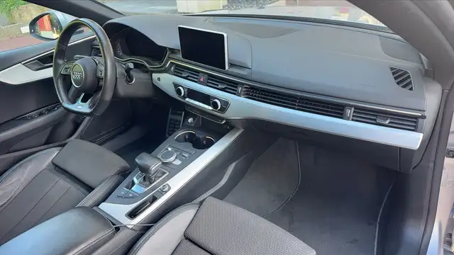 Audi A5 view 10