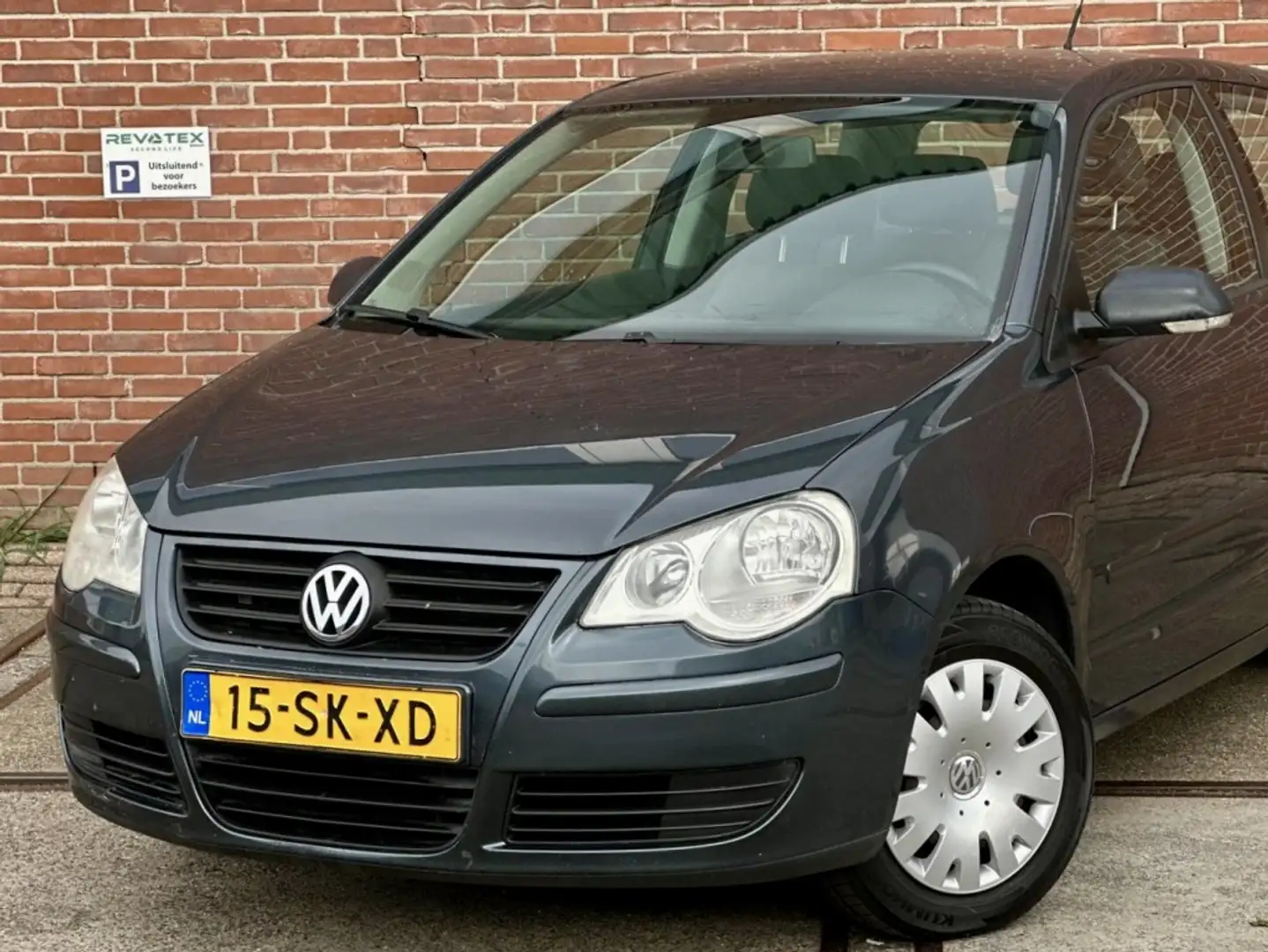 Volkswagen Polo 1.4-16V Trendline Azul - 2