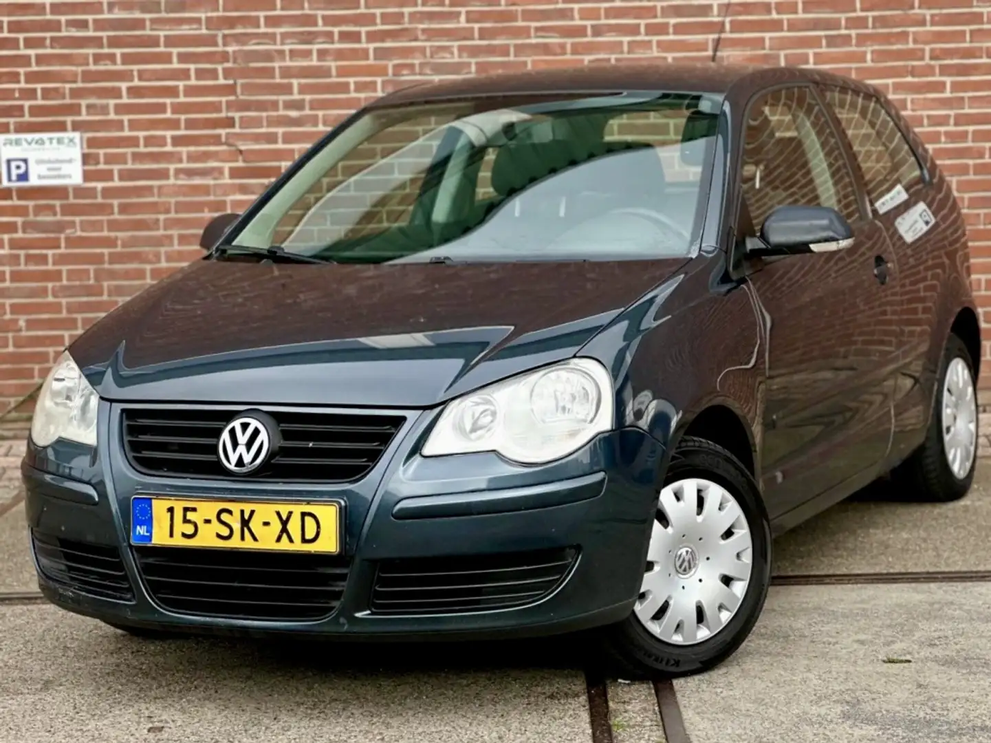 Volkswagen Polo 1.4-16V Trendline Azul - 1