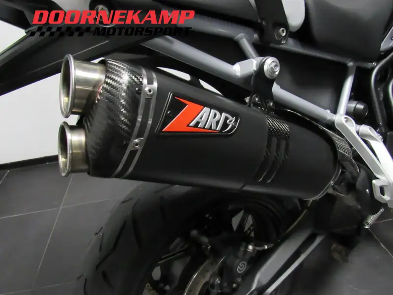 Triumph Tiger 900 - foto 8