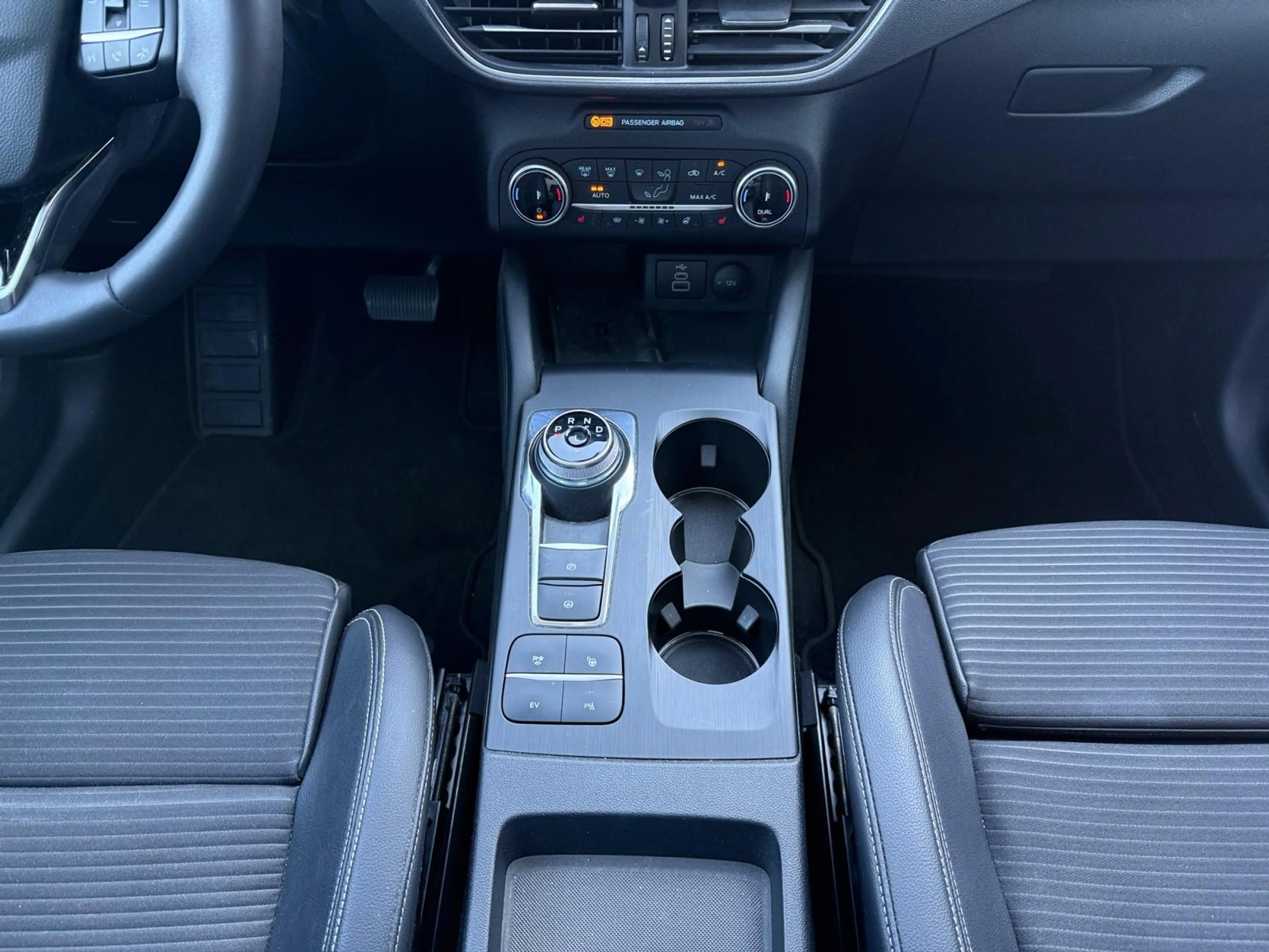 Ford Kuga Titanium X 2.5 Plug-in Hybrid 225pk Trekhaak - Pan — photo 12