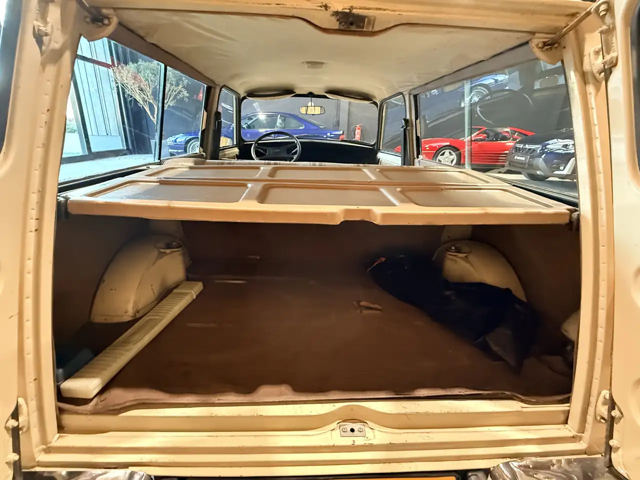 Austin Mini 1100 Clubman Estate Gave Italiaanse auto. Hoedenpl, foto 11