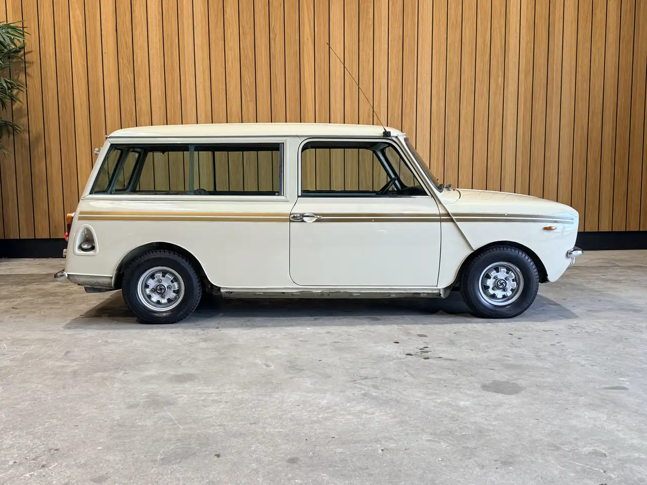 Austin Mini 1100 Clubman Estate Gave Italiaanse auto. Hoedenpl, foto 6