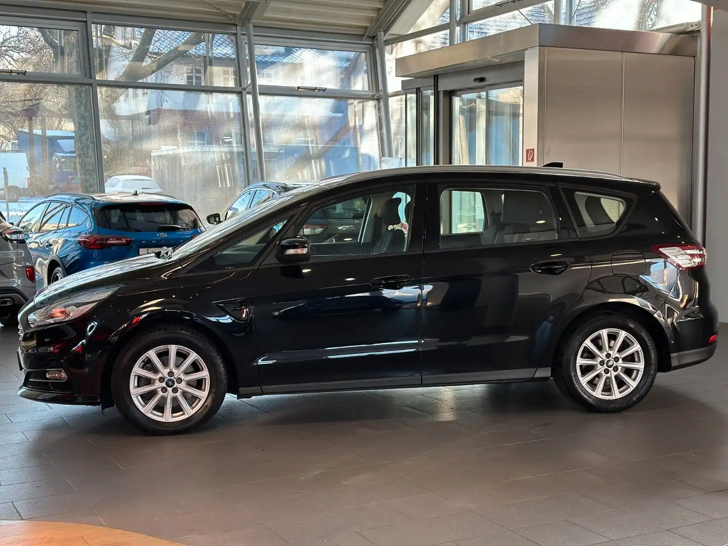 Ford S-Max S-MAX 2.0 Trend #NAVI #DAB #WINTERPAKET #KAMERA Noir - 2