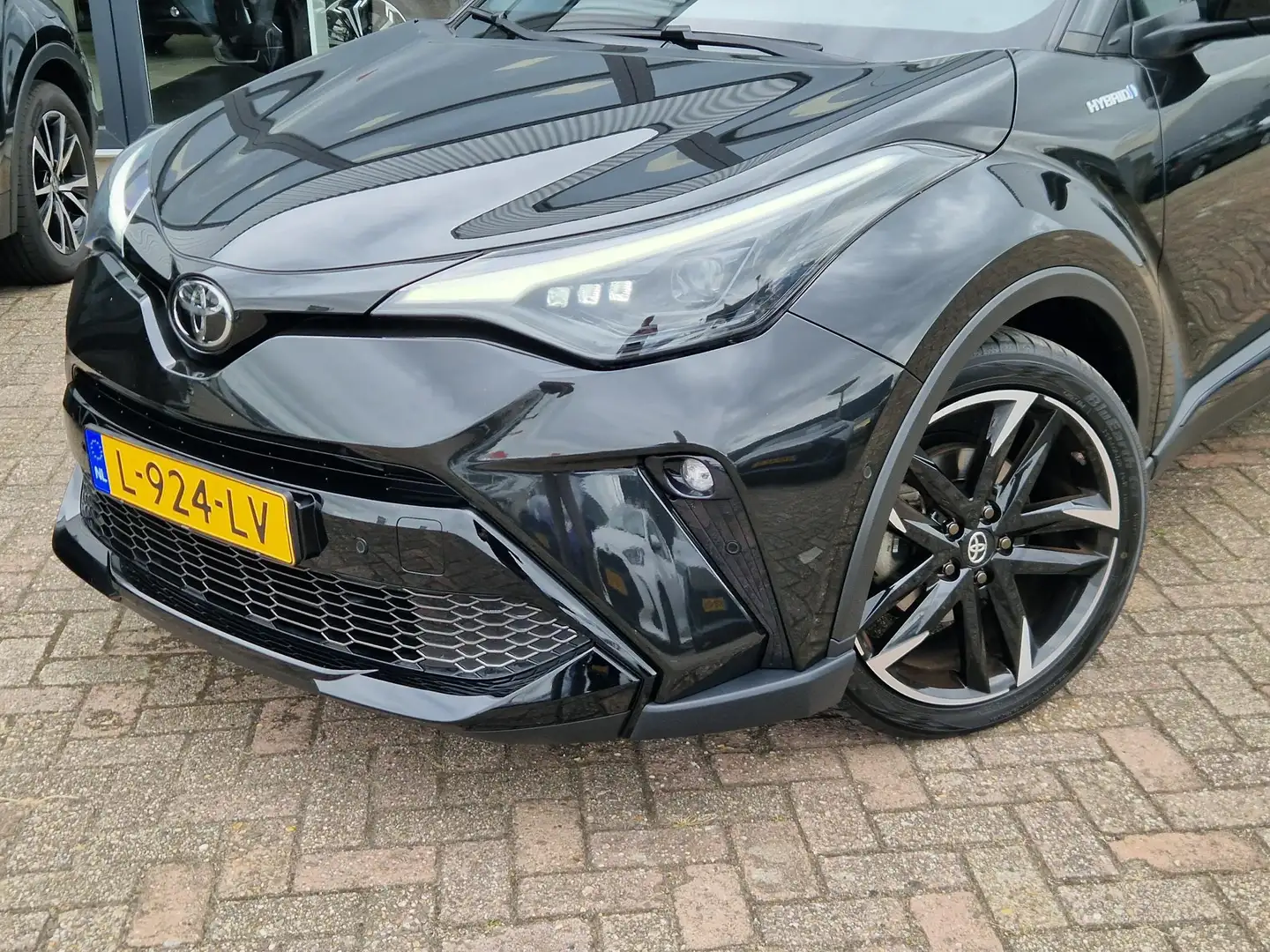 Toyota C-HR 2.0 Hybrid GR-Sport 180 pk GR Noir - 2