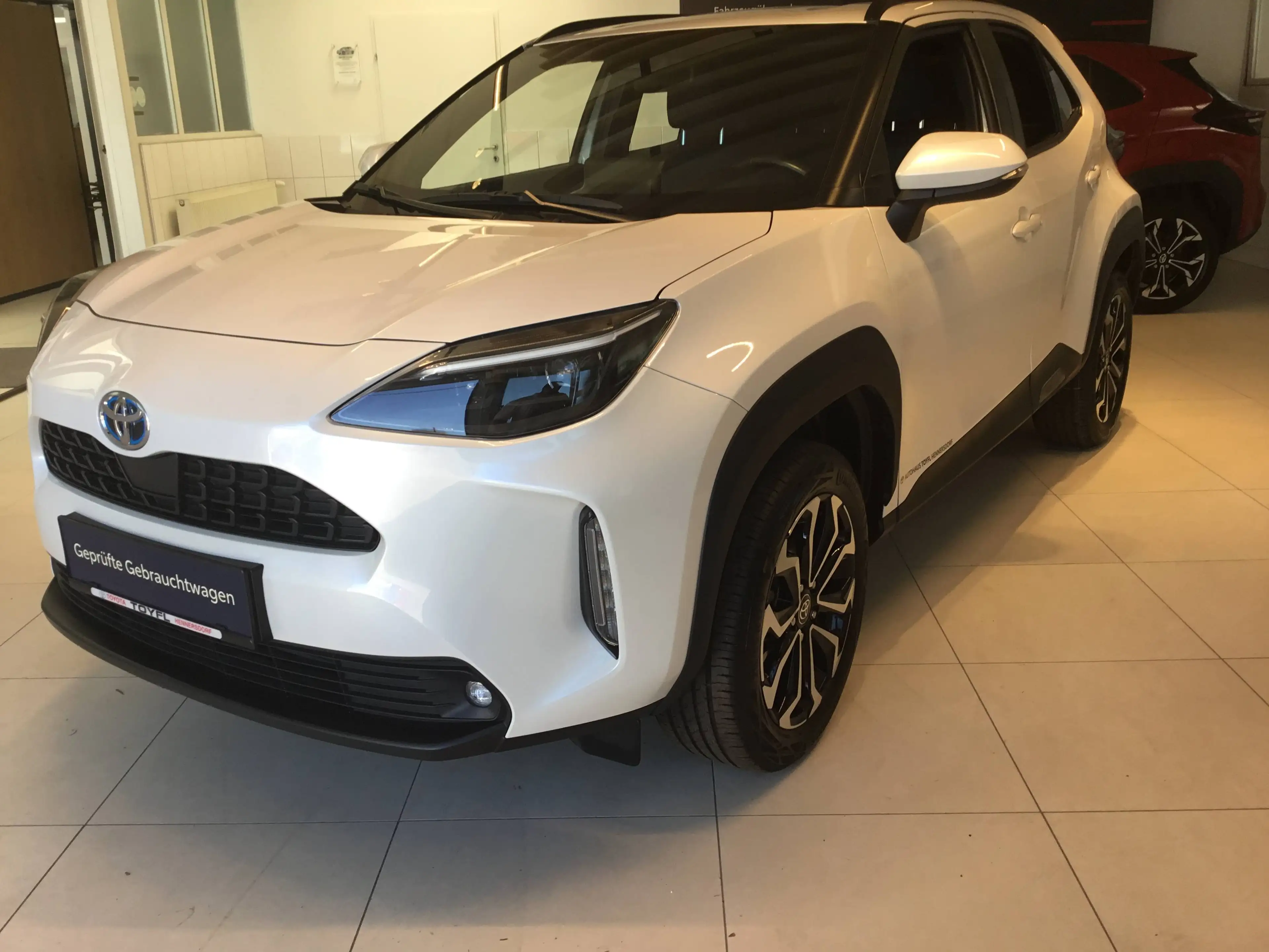 Toyota Yaris Cross Active Drive + WP + MM