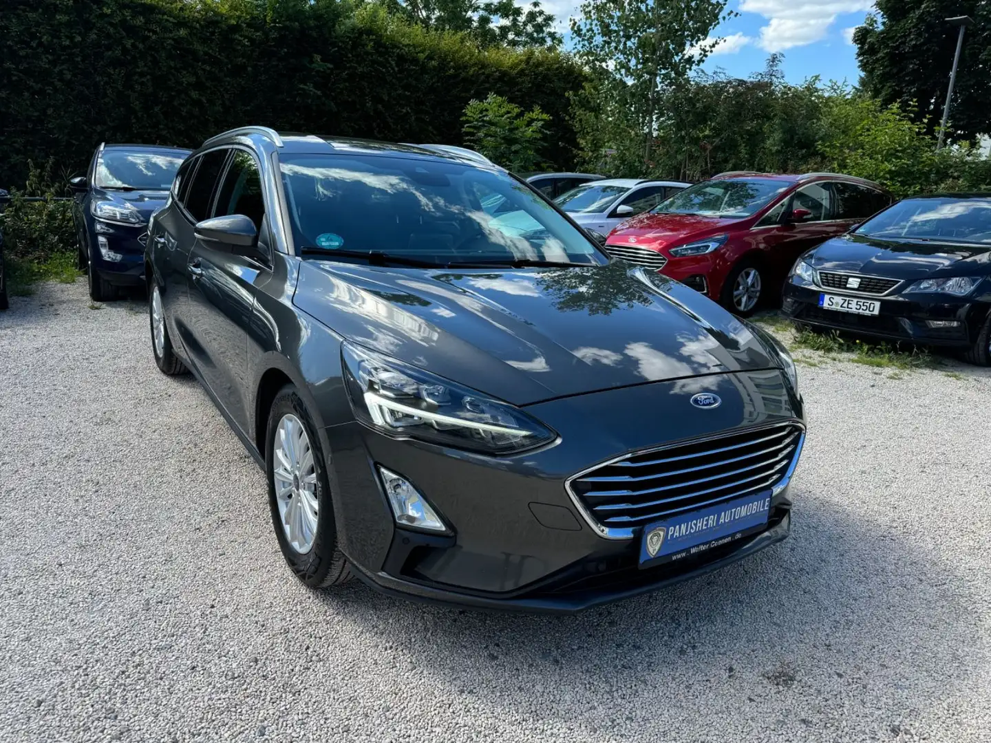 Ford Focus Turnier Aut Titanium LED Kamera ACC BliSpo Grijs - 1