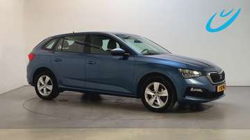 1.0 TSI 116pk Ambition Parkeersensoren App-Connect