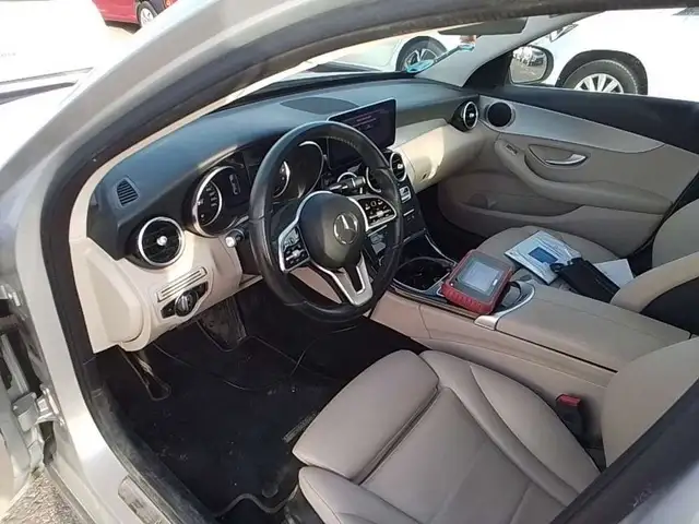 Mercedes-Benz 200 C