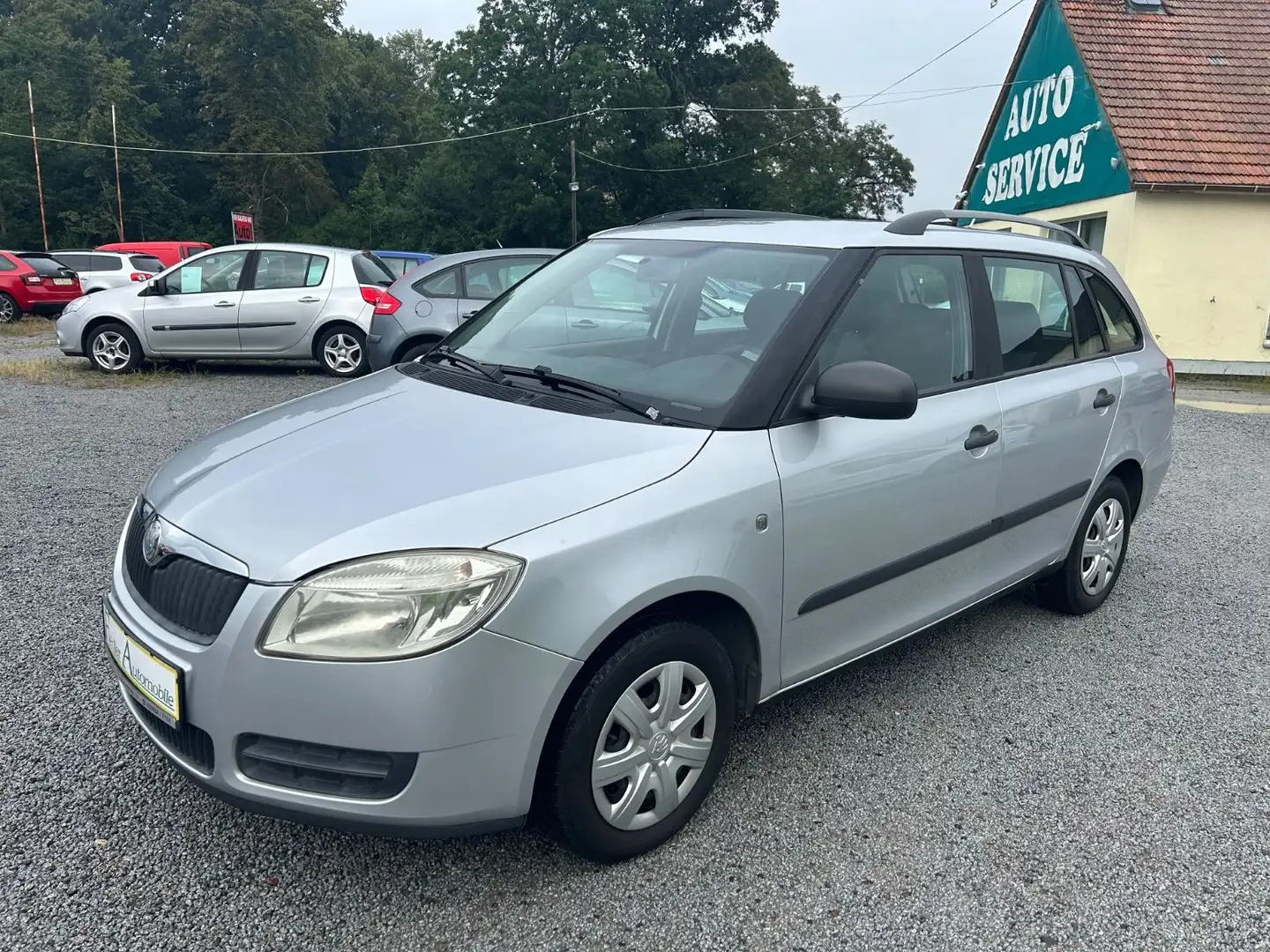 Skoda Fabia Combi 1.2l / Klima / AHK / Tüv 07.2027 Silber - 1