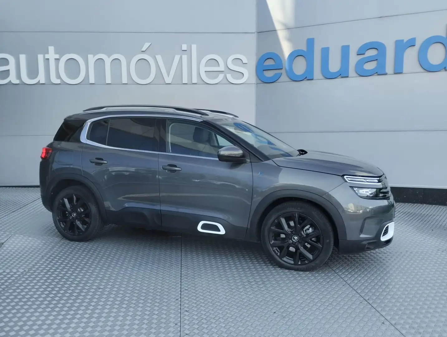 Citroen C5 Aircross Hybrid 1.6 Hybrid 225cv e-EAT8 Shine Grau - 1