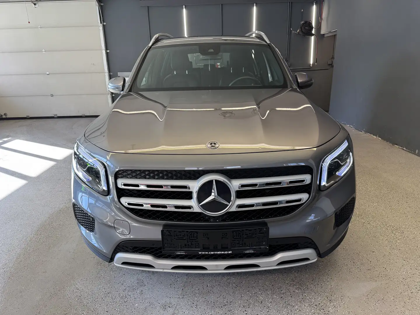 Mercedes-Benz GLB 200 GLB 200 d 4Matic (247.613) Grau - 2