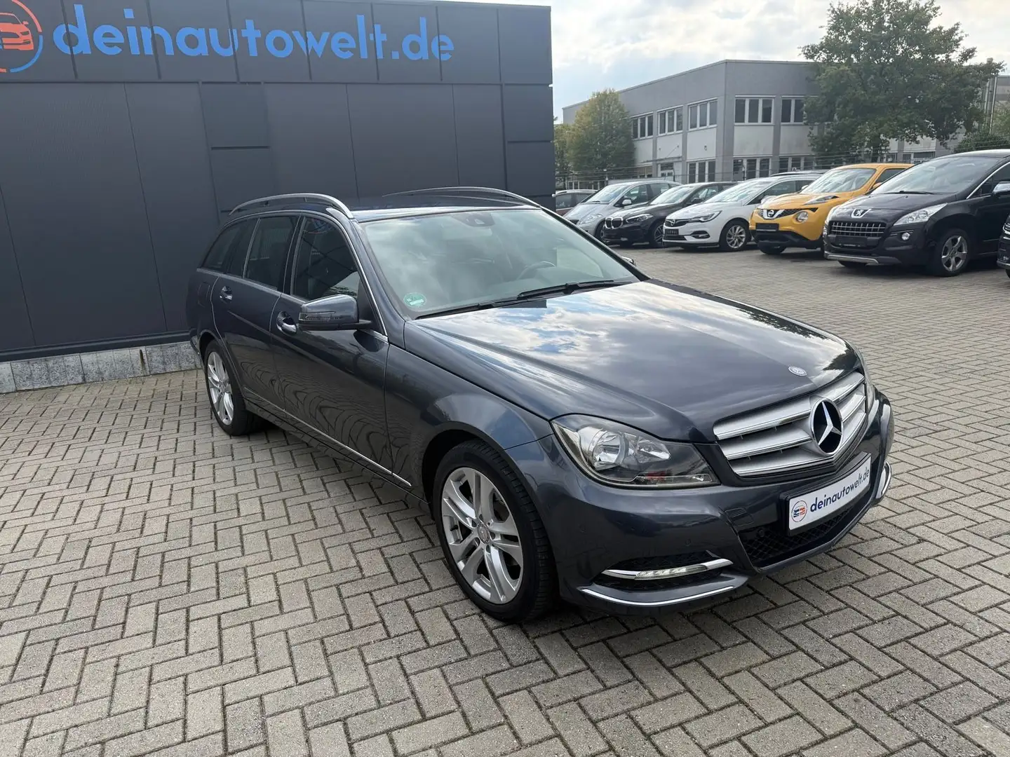 Mercedes-Benz C 180 T CGI BlueEfficiency*Navi*Automatik Grau - 1