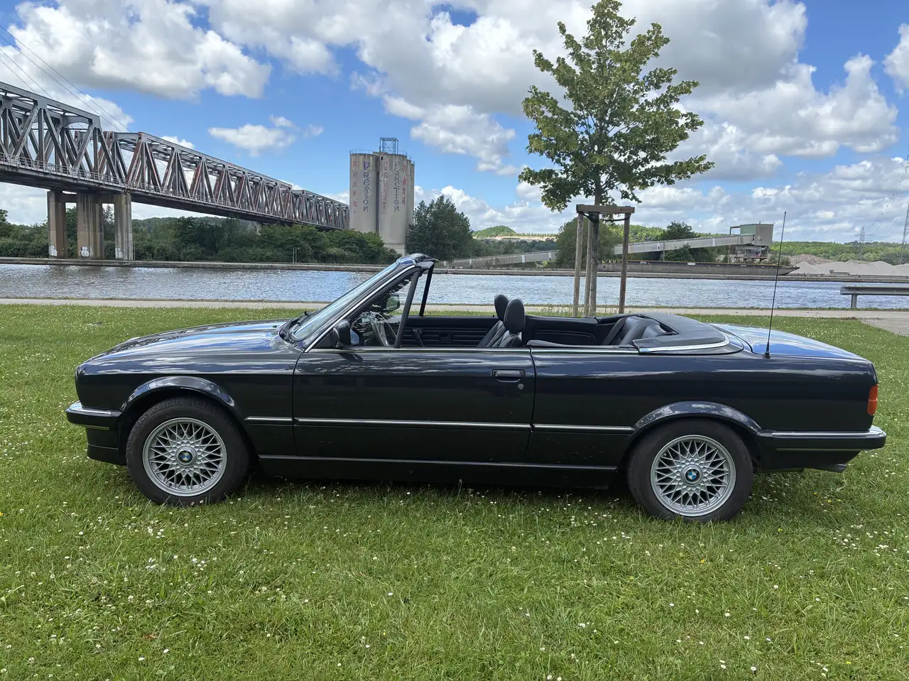 BMW 325 cabriolet, foto 1