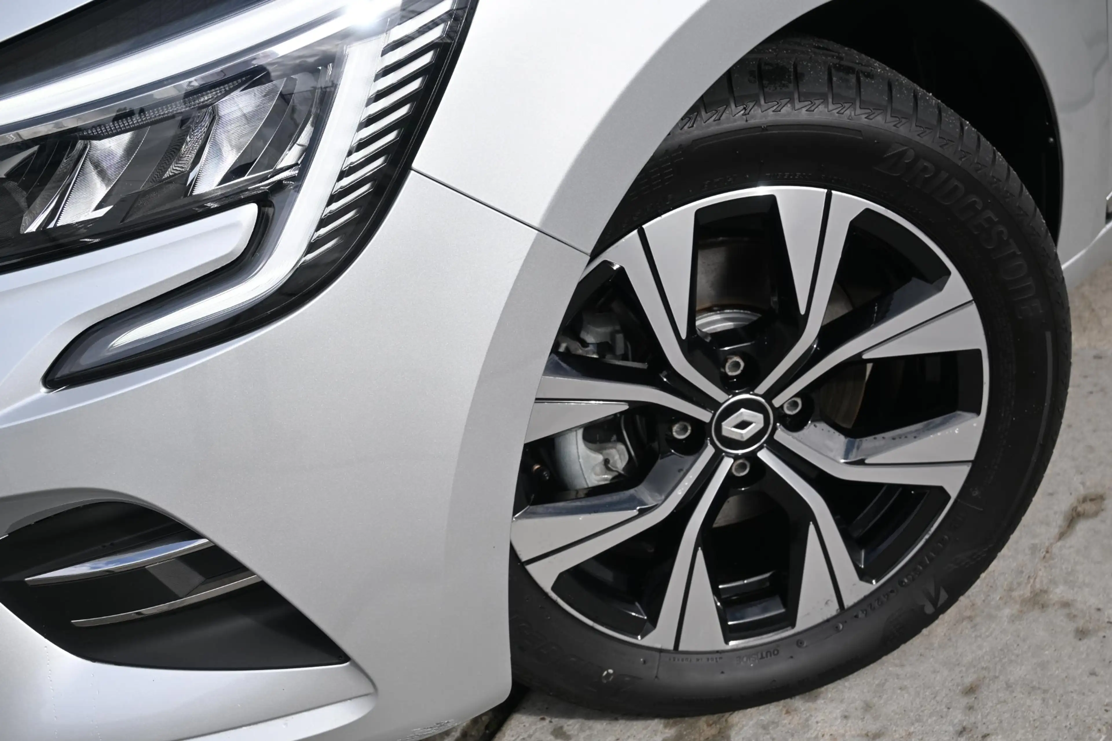 Renault Clio E-Tech Full Hybrid 145 Evolution | NAVI | AIRCO | — photo 4