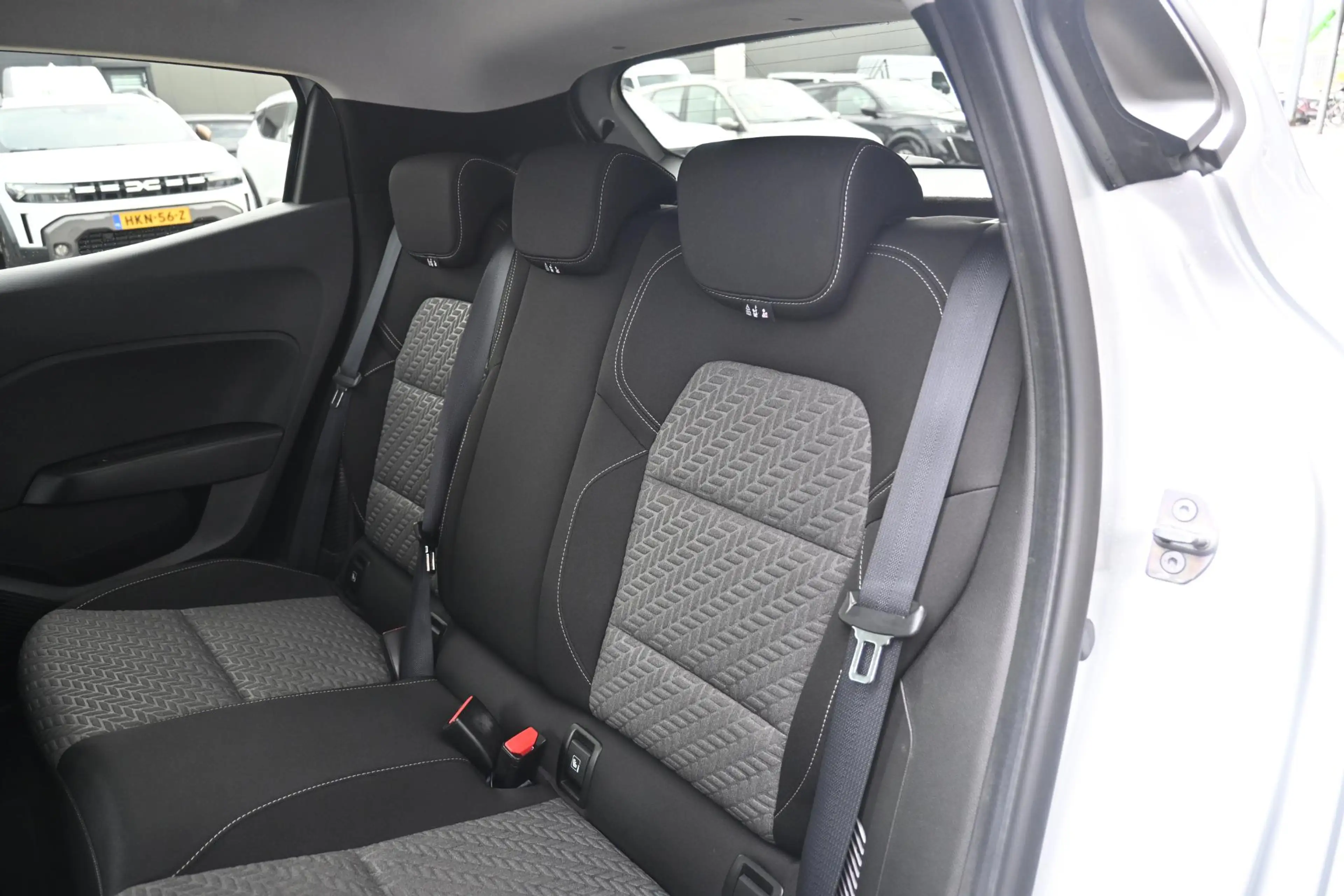 Renault Clio E-Tech Full Hybrid 145 Evolution | NAVI | AIRCO | — photo 12