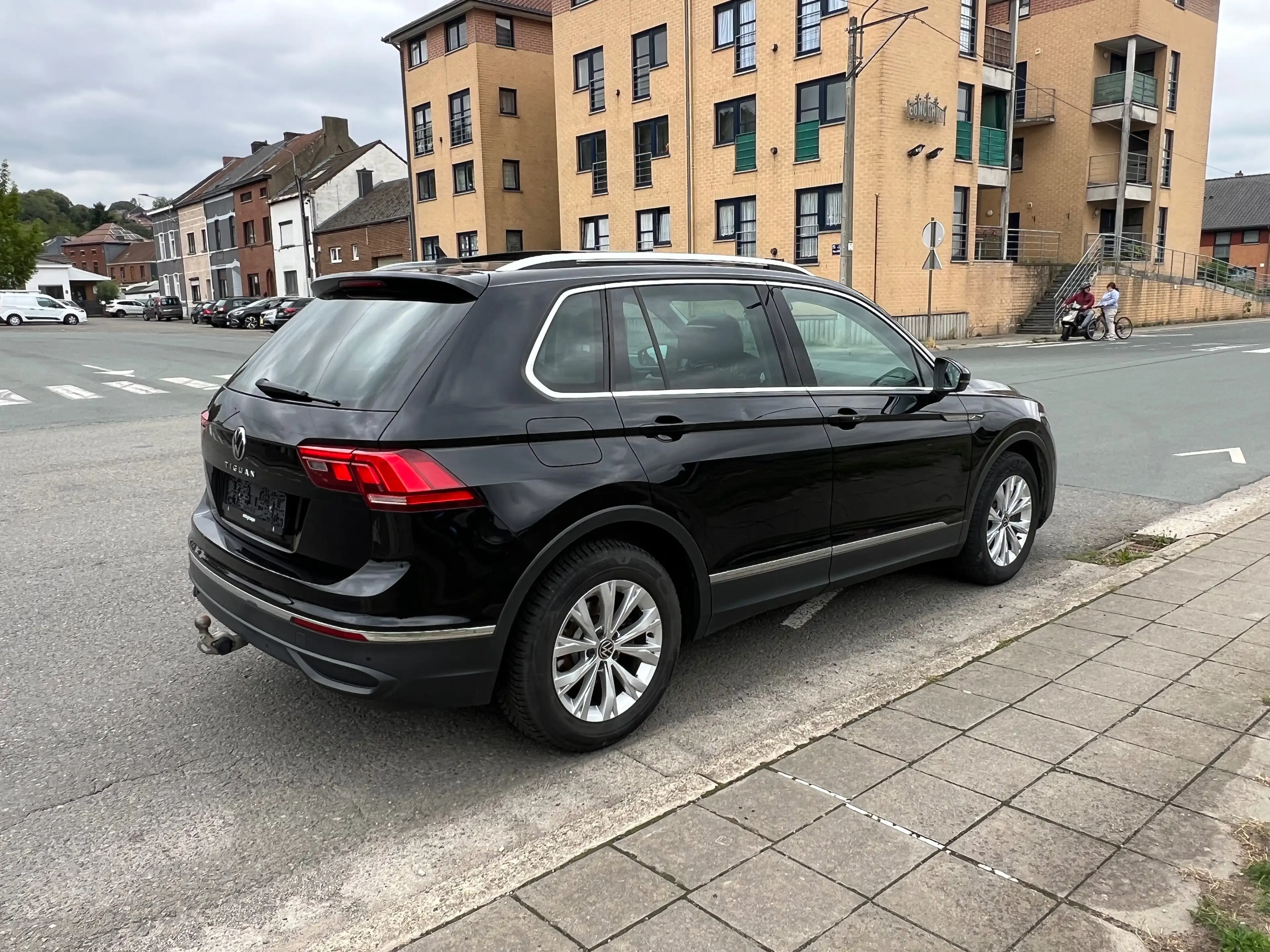 Volkswagen Tiguan Tiguan 2.0 TDI SCR Life Business — photo 8