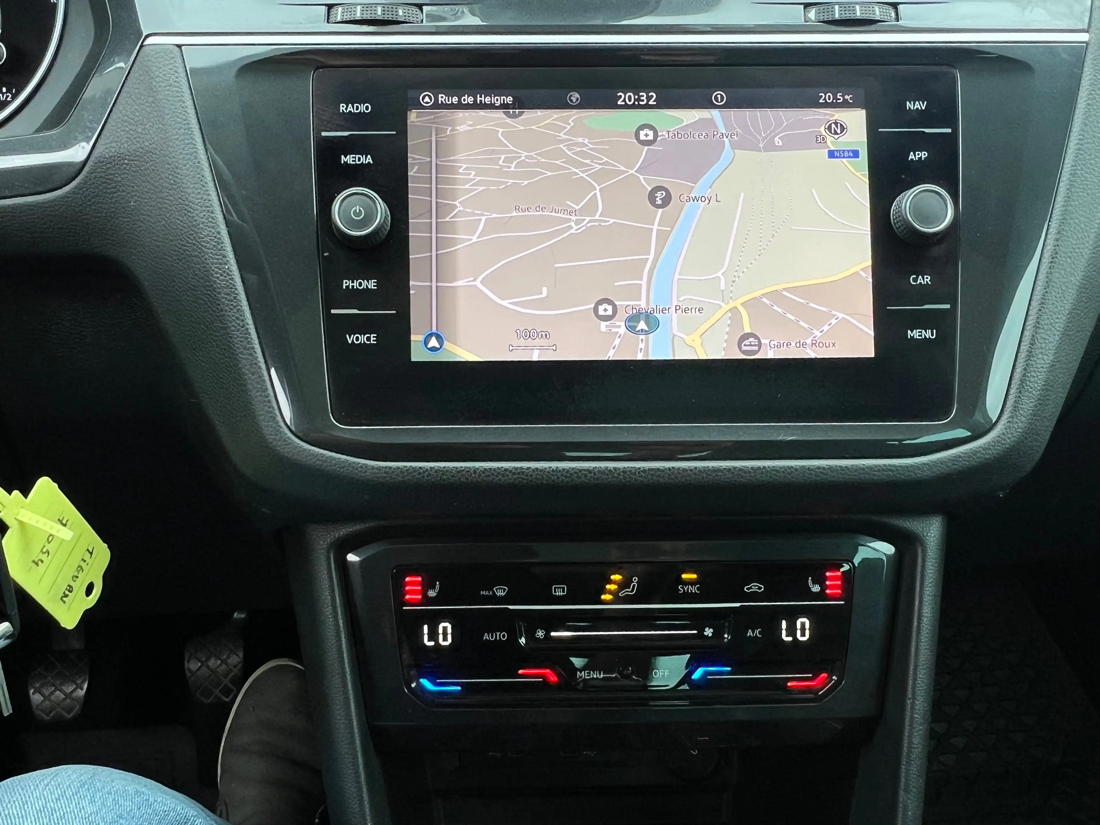Volkswagen Tiguan Tiguan 2.0 TDI SCR Life Business — photo 14