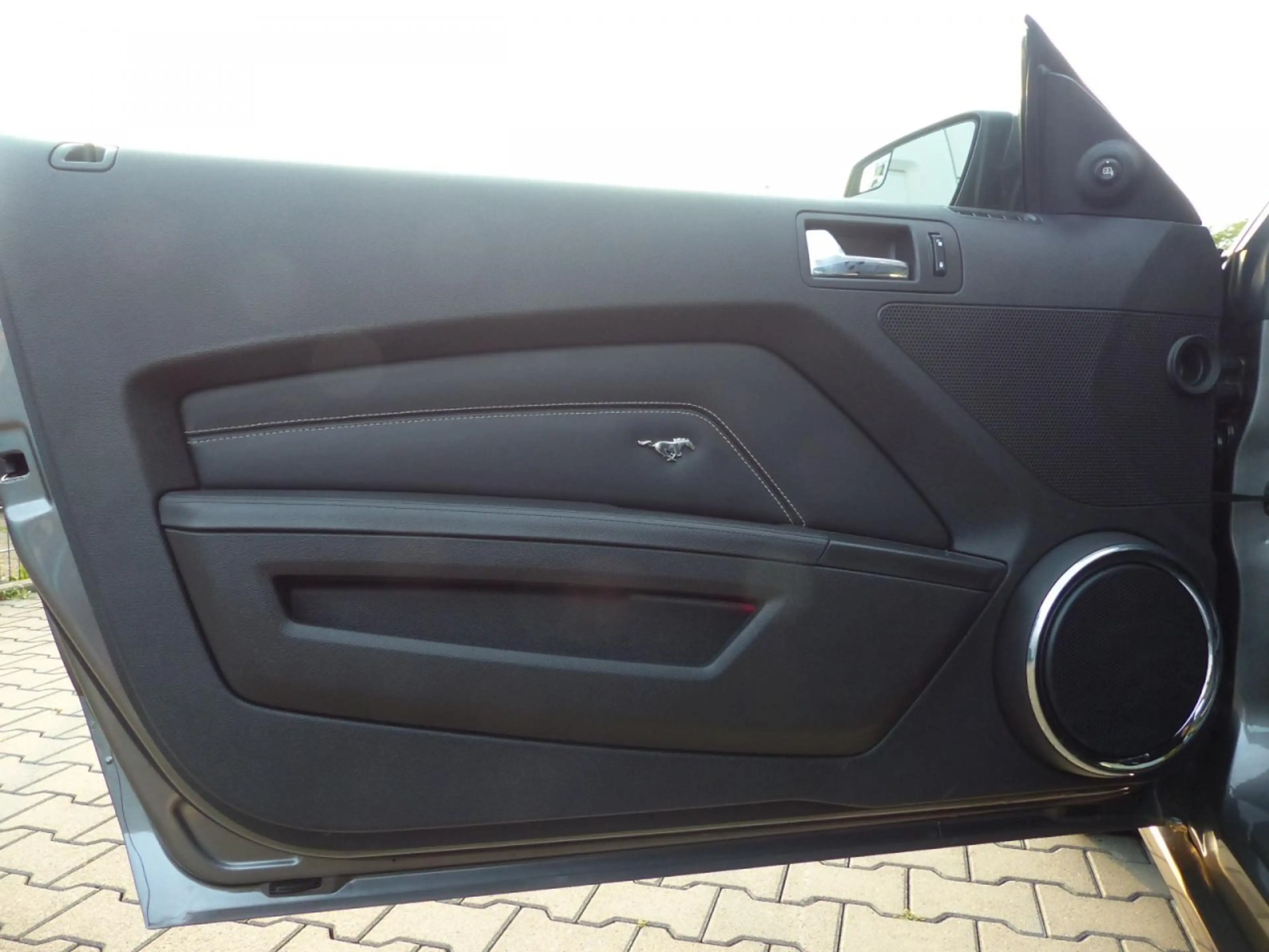 Ford Mustang .GT..AUTOMATIK.KLIMA.XENON.LED.SHZ Leder — photo 13