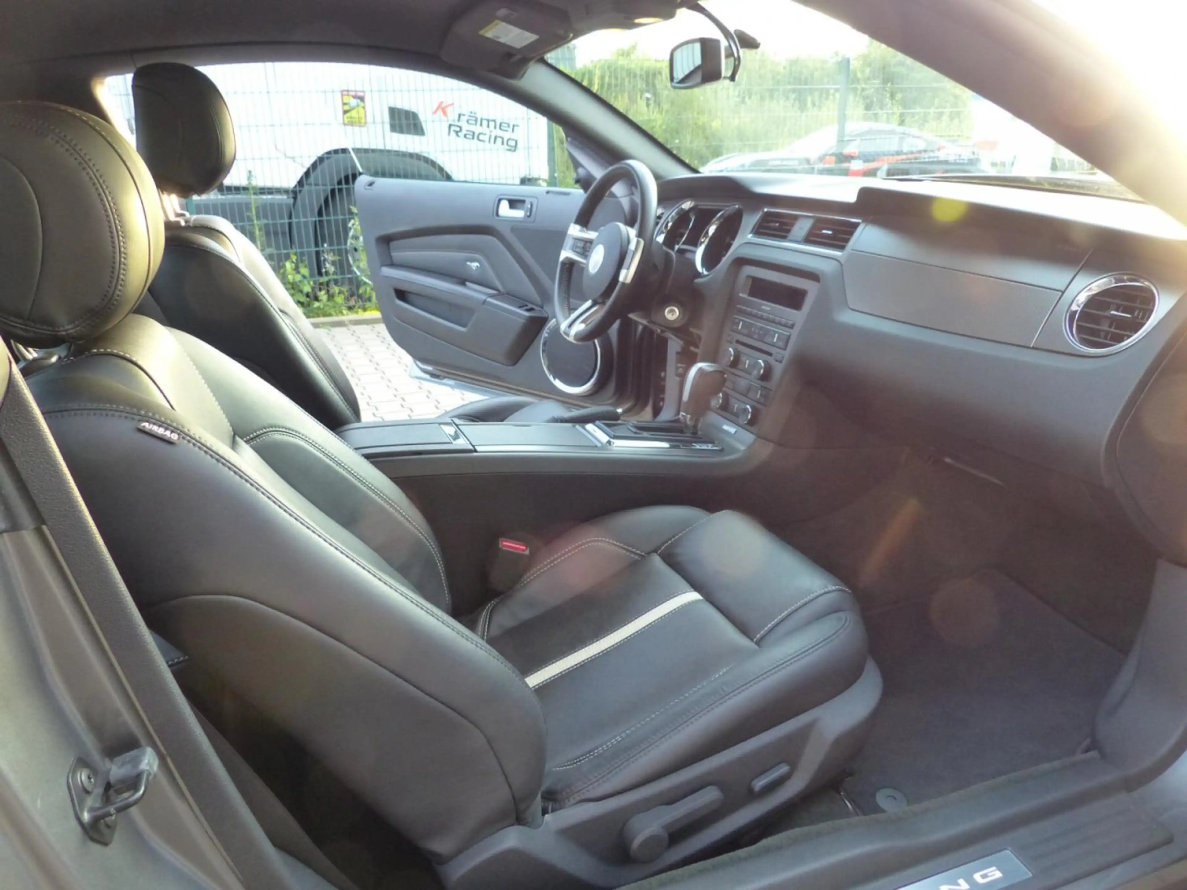 Ford Mustang .GT..AUTOMATIK.KLIMA.XENON.LED.SHZ Leder — photo 14