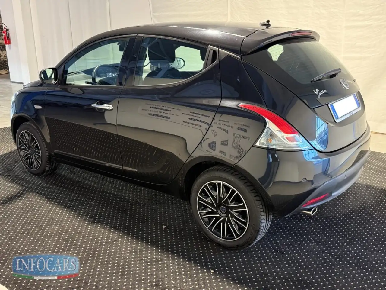 Lancia Ypsilon 2023
