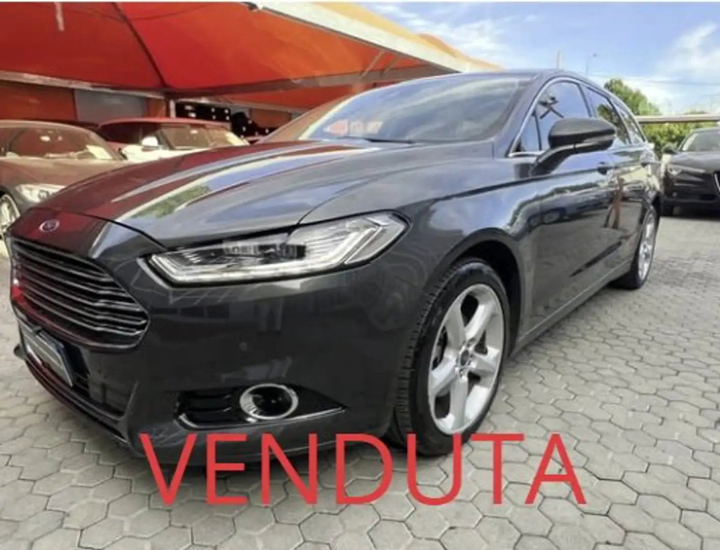 Ford Mondeo Mondeo SW 2.0 tdci Titanium Business s Gris - 1