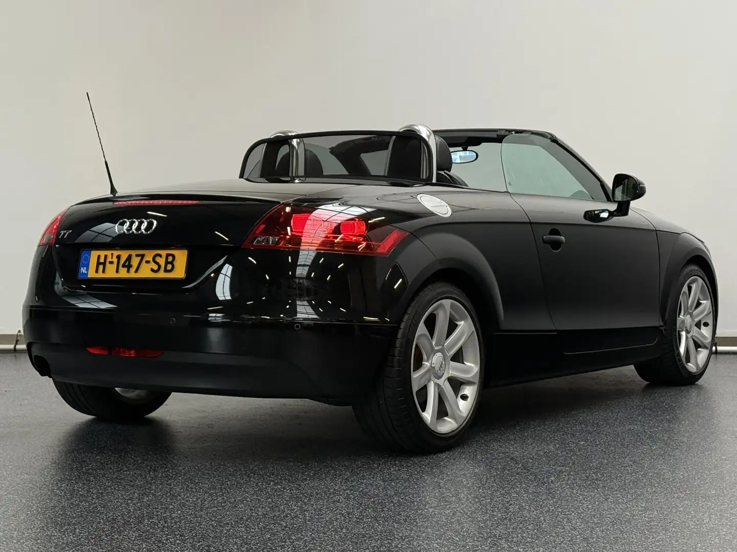 Audi TT Roadster 2.0 TFSI | Leder | 200 PK | Nieuwe koppel Zwart - 2