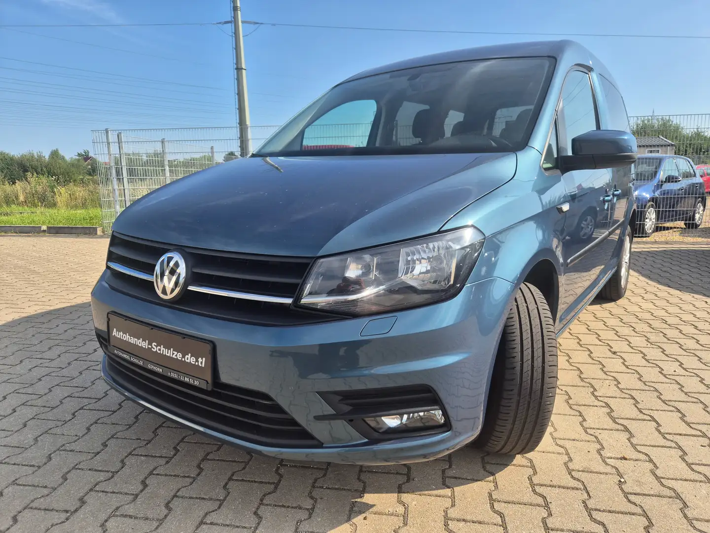 Volkswagen Caddy INSPEKTION & TÜV NEU 1.HAND Grün - 1